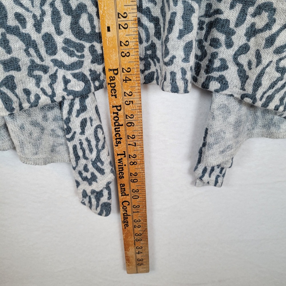 Akualani Womens Animal Leopard Angora Wool Cardigan Sweater Size Small Gray - Picture 7 of 8